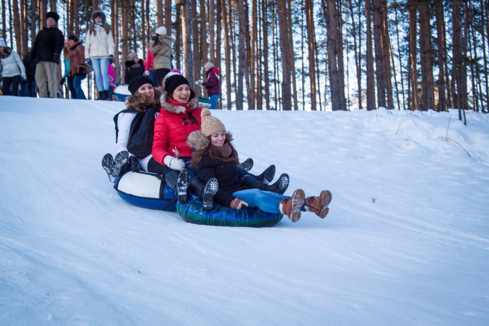 Студенты Юридического факультета и Института математики и механики первопроходцы 'Поезда здоровья 2016' Студенты Юридического факультета и Института математики и механики первопроходцы 'Поезда здоровья 2016'