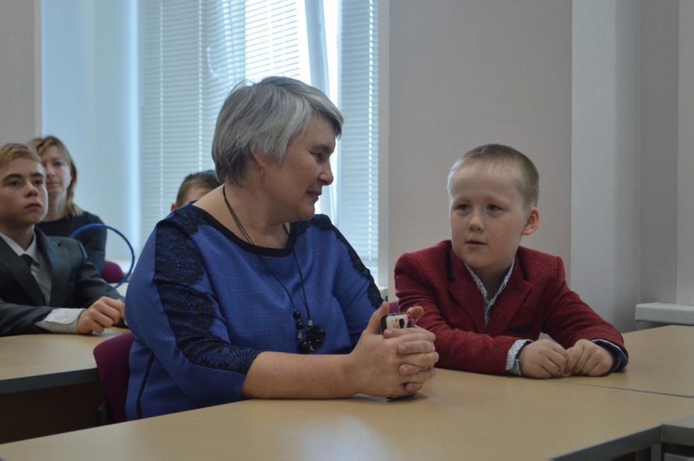 ����� ��������� ���� ������������� 