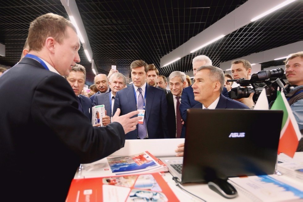 Rector Ilshat Gafurov Presented Kazan University's Innovative Activities at Russian Venture Forum