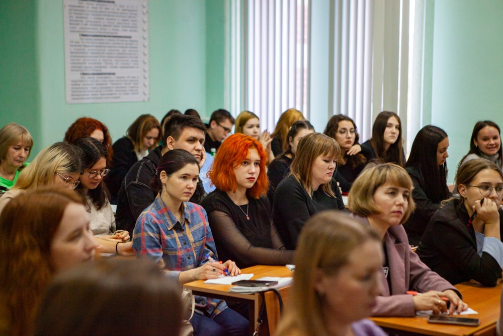 В Елабужском институте КФУ прошла Международная научно-практическая конференция по литературной педагогике В Елабужском институте КФУ прошла Международная научно-практическая конференция по литературной педагогике