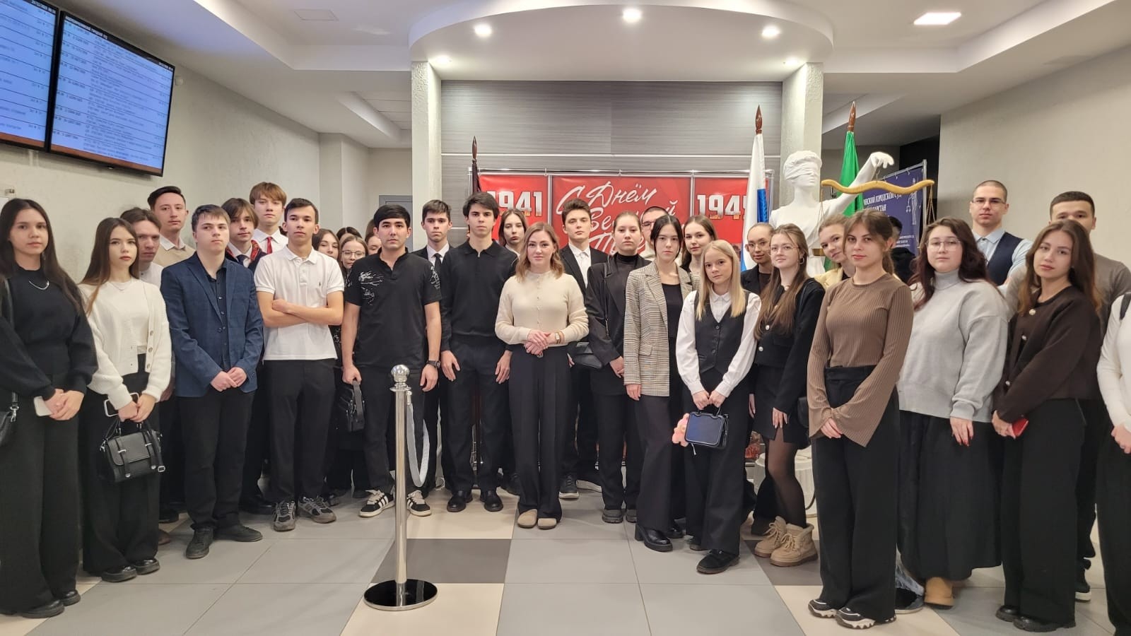 За кулисами Фемиды За кулисами Фемиды