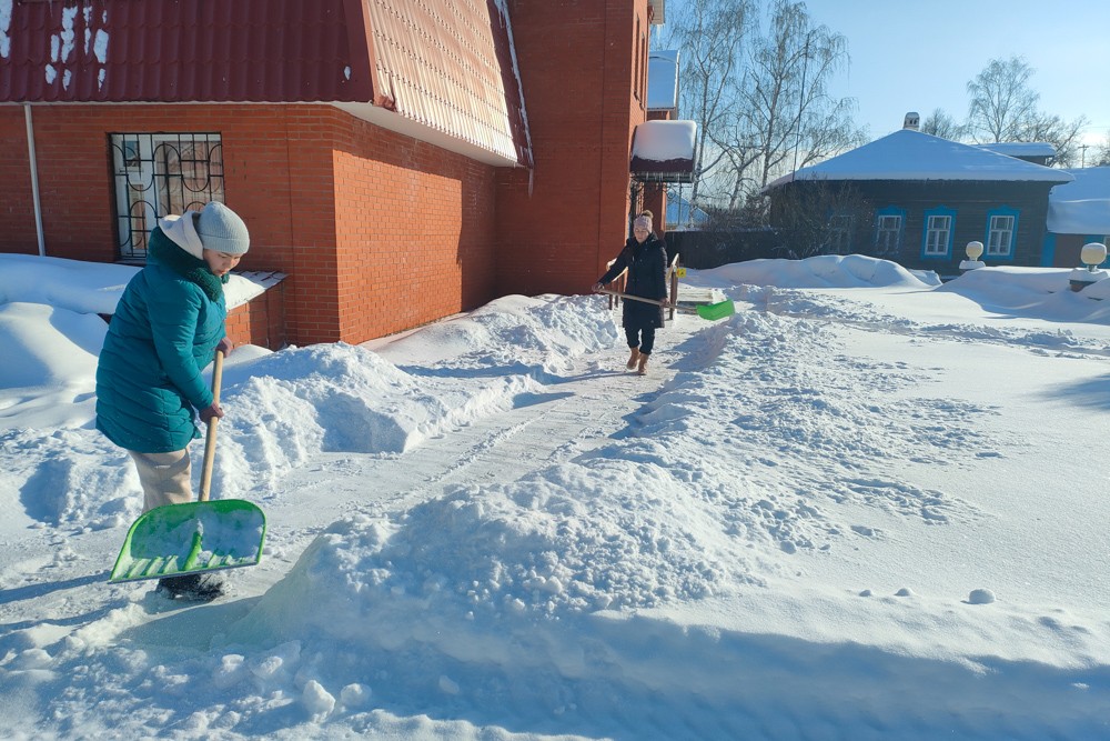 ����  �� ��������