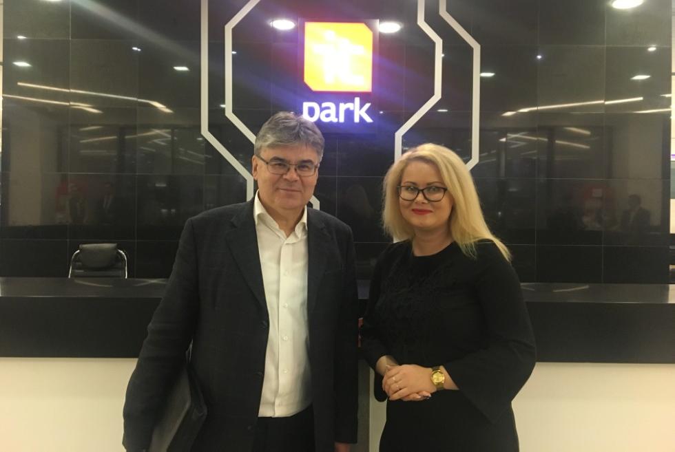 �.����������: '������ � ������� ���������� ��� ����� �������������������?'