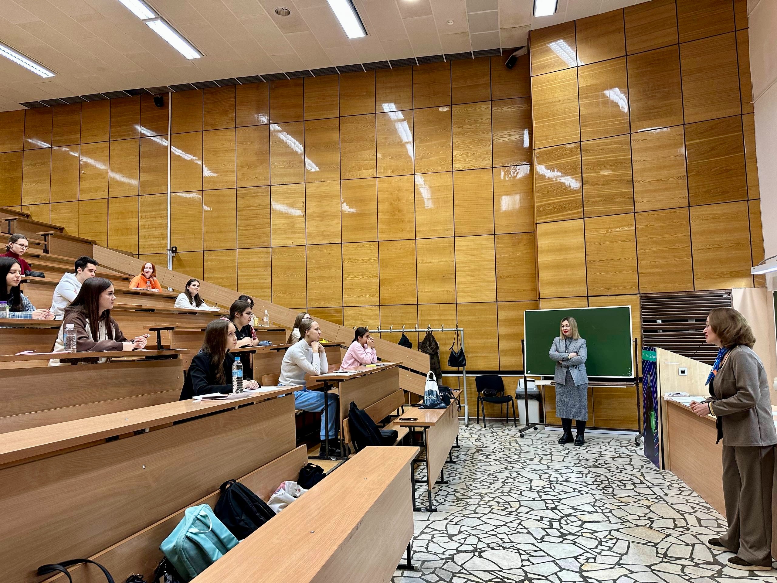 В КФУ прошла Межрегиональная предметная Олимпиада по профилю 'Психология и педагогика' В КФУ прошла Межрегиональная предметная Олимпиада по профилю 'Психология и педагогика'