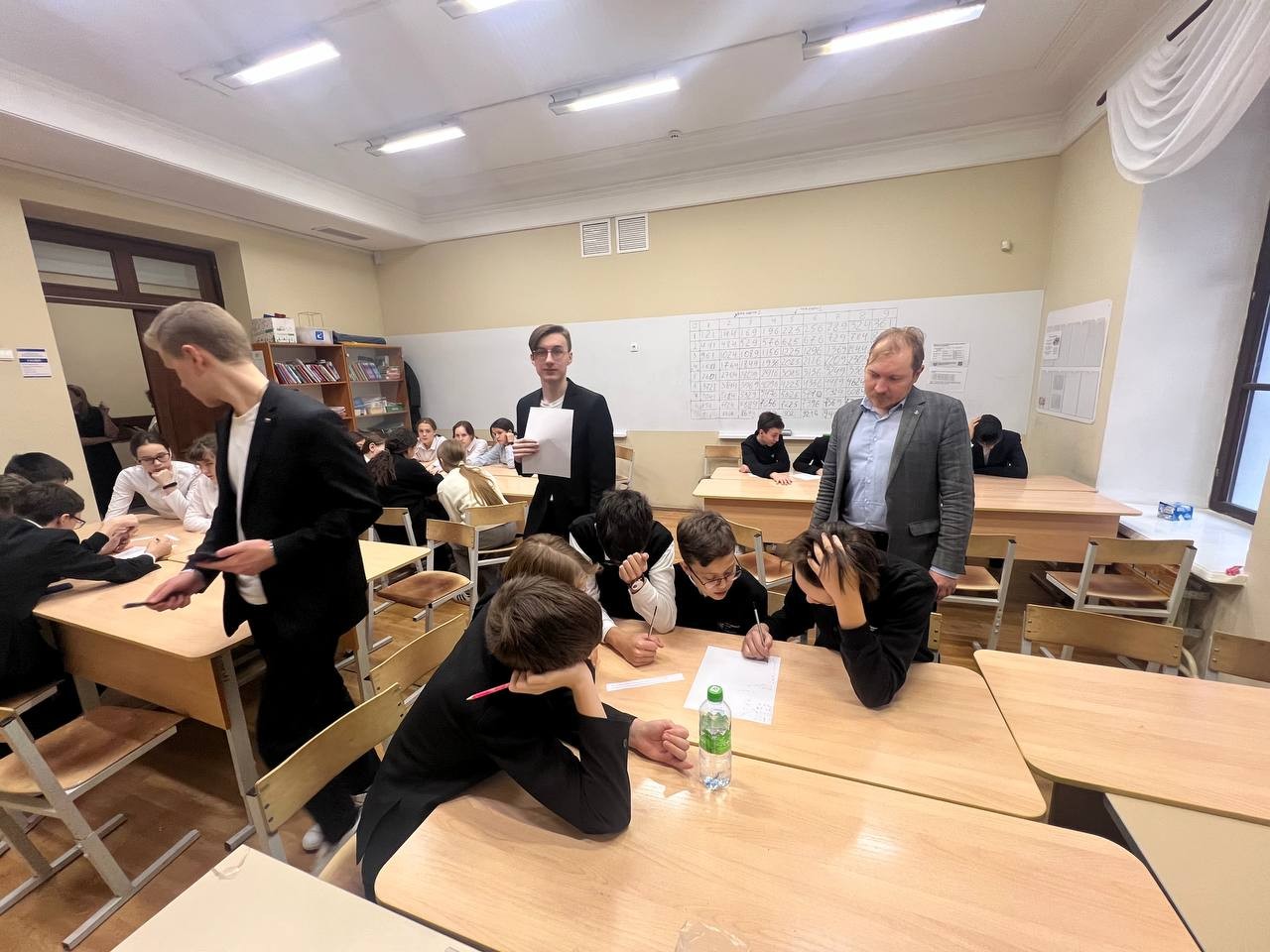 В Лицее имени Н.И. Лобачевского КФУ состоялась игра-квест 'Математический марафон' В Лицее имени Н.И. Лобачевского КФУ состоялась игра-квест 'Математический марафон'