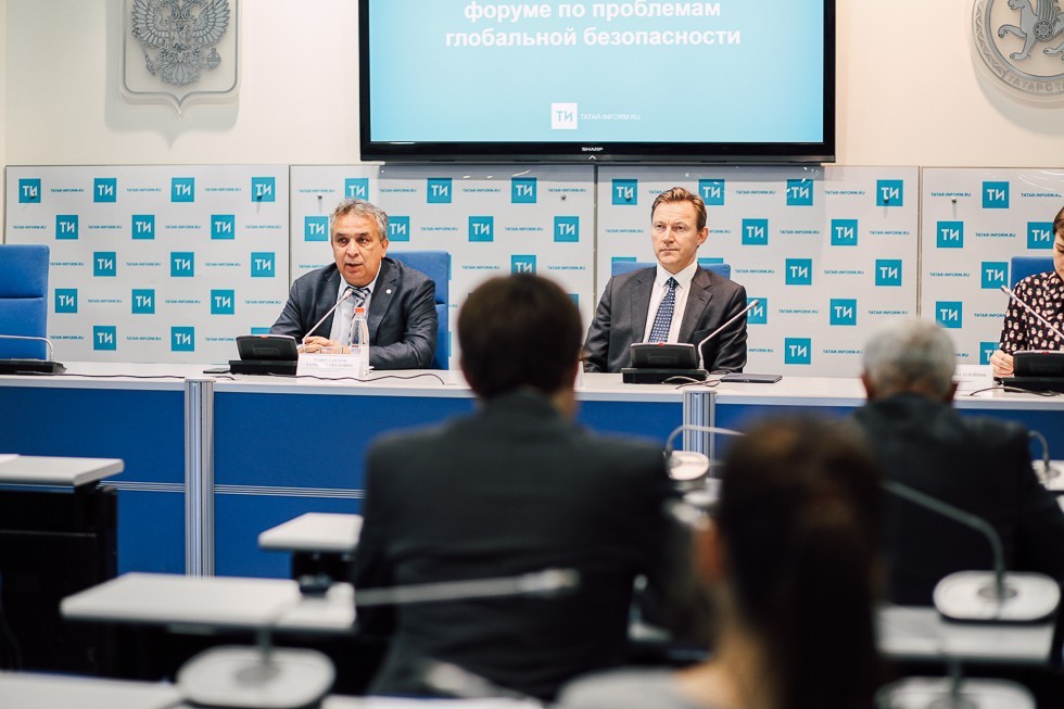 � ������ ������ �����-�����������, ����������� ������� ������ �� �������� ���������� ������������