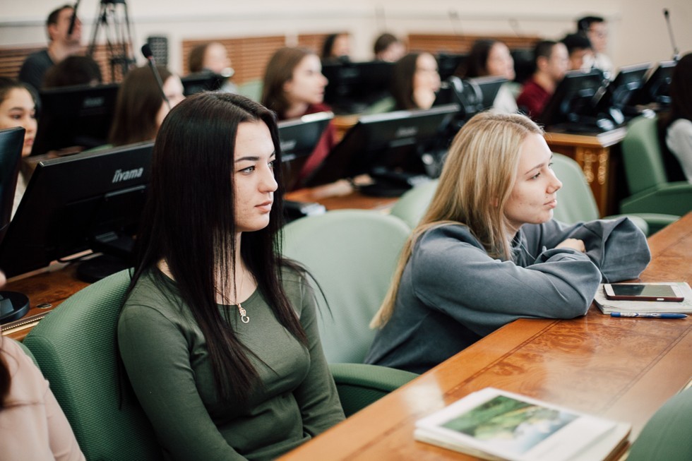 ����� � ���� ������� � ����� ,���, ����, ������������� �����