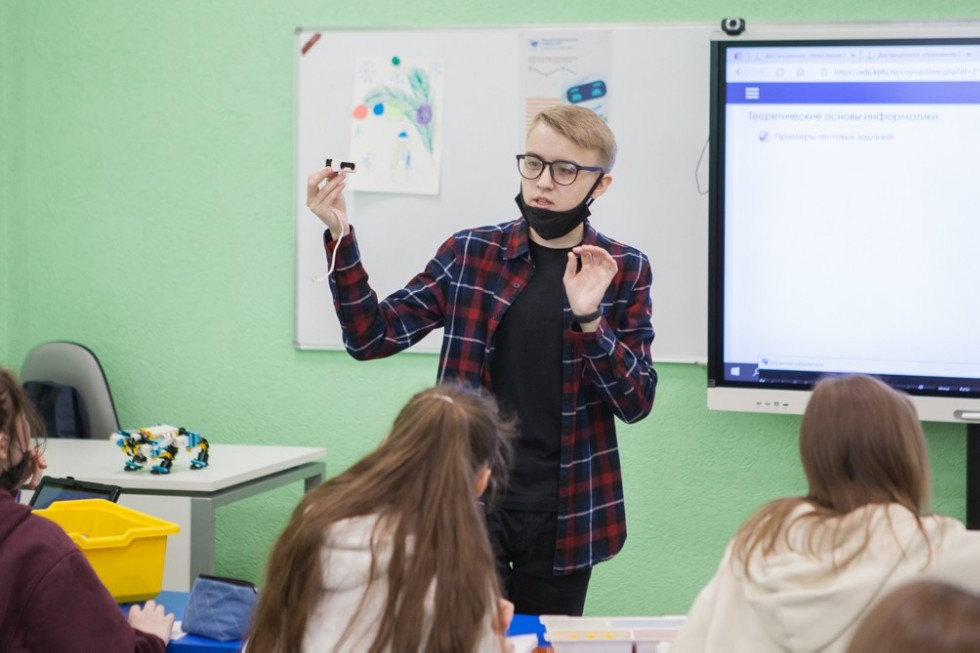 Учебно-тренировочные сборы прошли в Доме научной коллаборации Учебно-тренировочные сборы прошли в Доме научной коллаборации