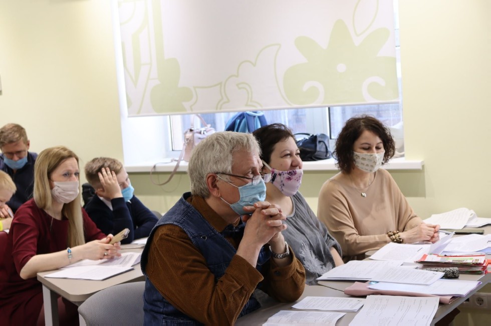 ДОСТОЙНАЯ СМЕНА ДОСТОЙНАЯ СМЕНА