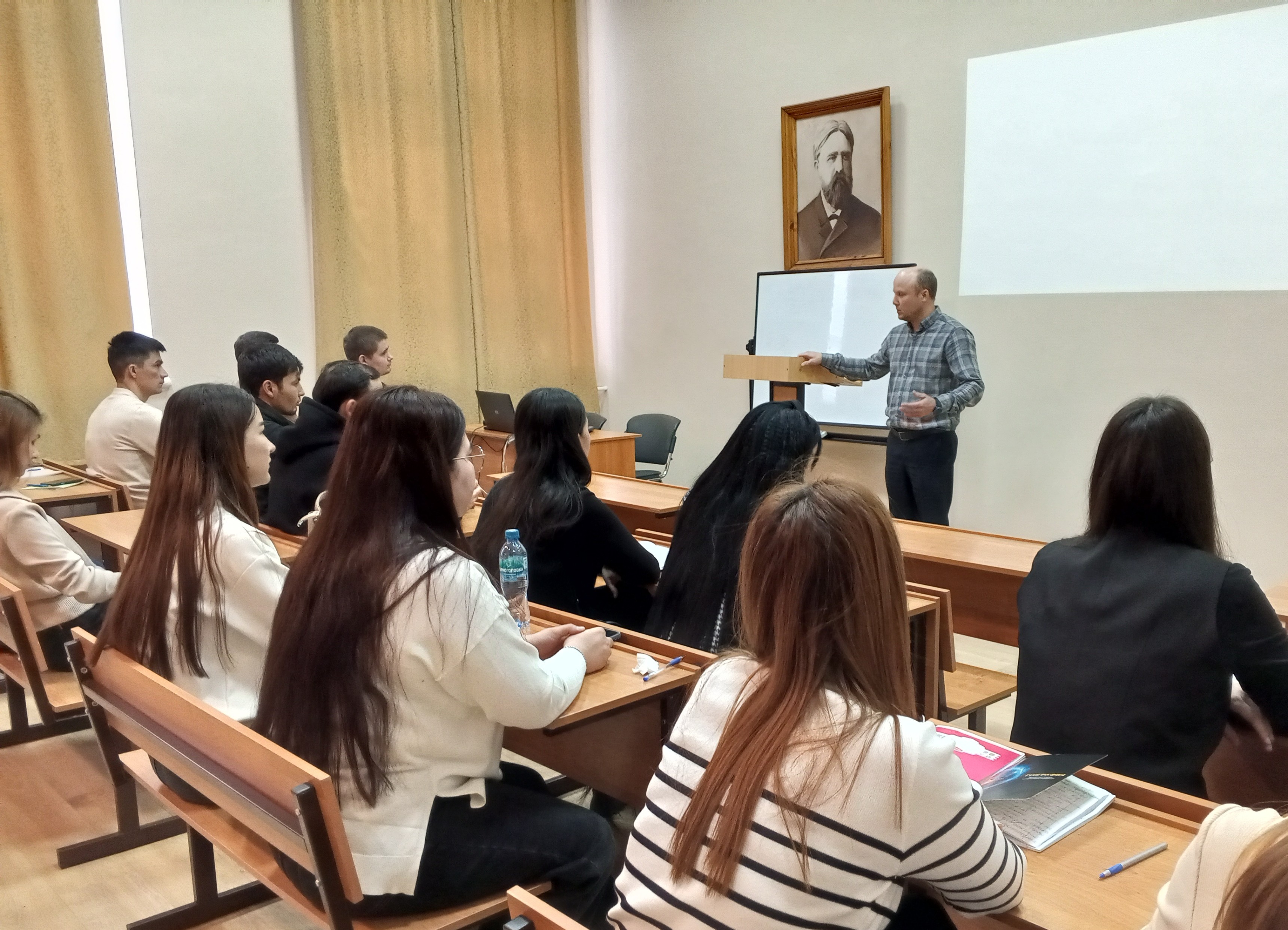 'Чистое поколение': состоялся кураторский час 'Чистое поколение': состоялся кураторский час