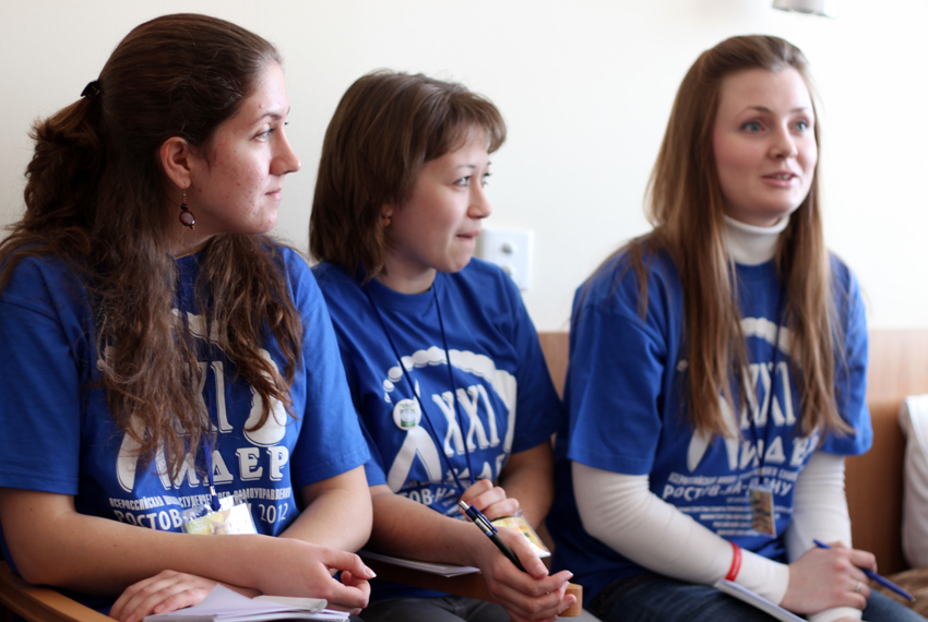 Студенты КФУ - лидеры 21 века! Студенты КФУ - лидеры 21 века!