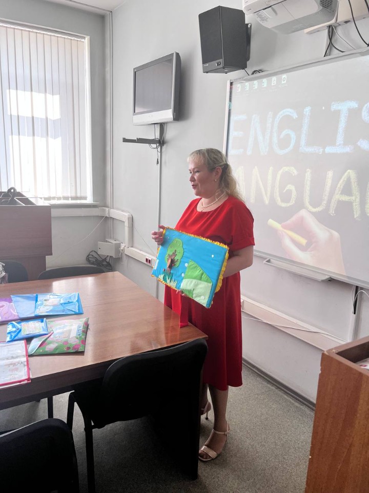 Прошли курсы повышения квалификации 'Формирование культурной языковой среды в условиях би- и полилингвизма в дошкольном образовательном учреждении' Прошли курсы повышения квалификации 'Формирование культурной языковой среды в условиях би- и полилингвизма в дошкольном образовательном учреждении'