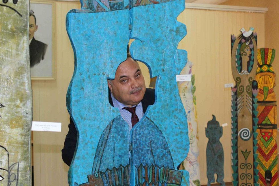 Сегодня в Елабужском институте КФУ состоялась презентация выставки работ участников всероссийского этно-арт-симпозиума 'Песнь о Шурале',посвященной 130 - летию со дня рождения татарского поэта Габдуллы Тукая Сегодня в Елабужском институте КФУ состоялась презентация выставки работ участников всероссийского этно-арт-симпозиума 'Песнь о Шурале',посвященной 130 - летию со дня рождения татарского поэта Габдуллы Тукая