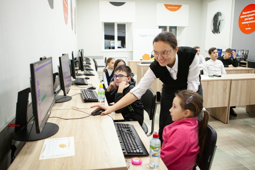 'Ночь открытий ? 220' прошла в Елабужском институте КФУ 'Ночь открытий ? 220' прошла в Елабужском институте КФУ