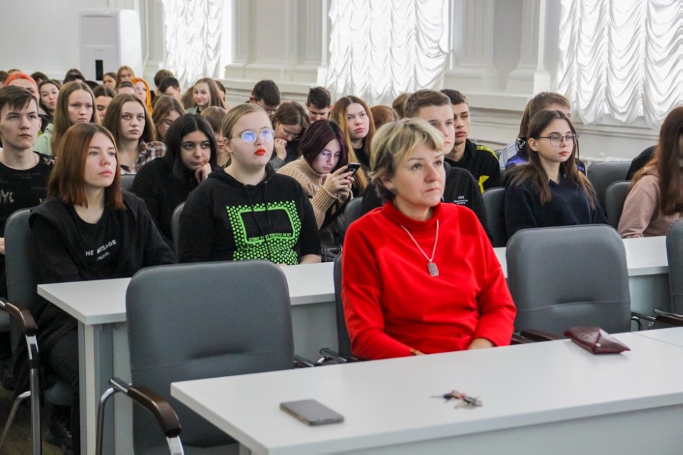 ����� ������� � ���������� ������������: � ���������� ��������� ��������� �������� ���� � ������� ����