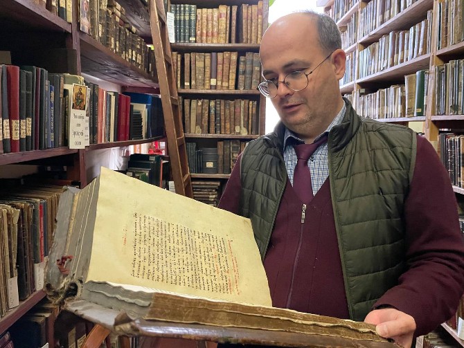 Доцент кафедры отечественной истории и архивоведения стал лауреатом Макариевской премии Доцент кафедры отечественной истории и архивоведения стал лауреатом Макариевской премии