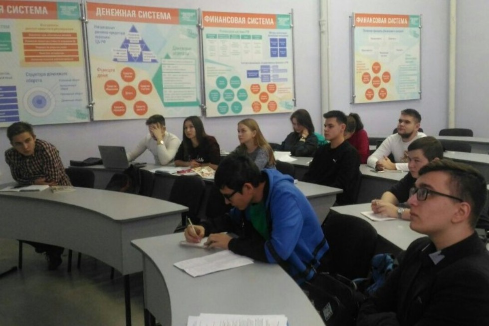 Стали известны победители конкурса проектов по странам изучаемого языка Стали известны победители конкурса проектов по странам изучаемого языка