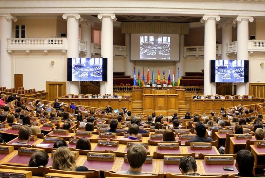 100 парламентаризма в россии