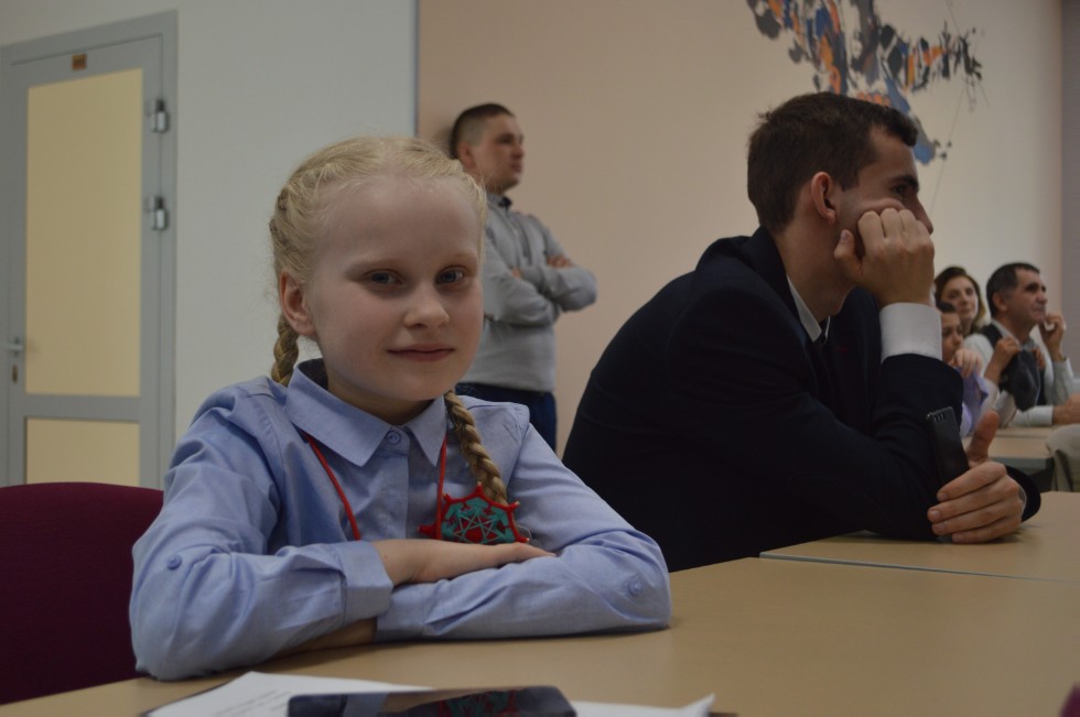 ����� ��������� ���� ������������� 