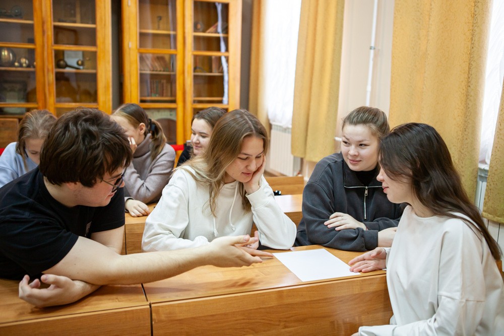 На отделении филологии и истории провели квиз 'А знаете ли Вы?' На отделении филологии и истории провели квиз 'А знаете ли Вы?'