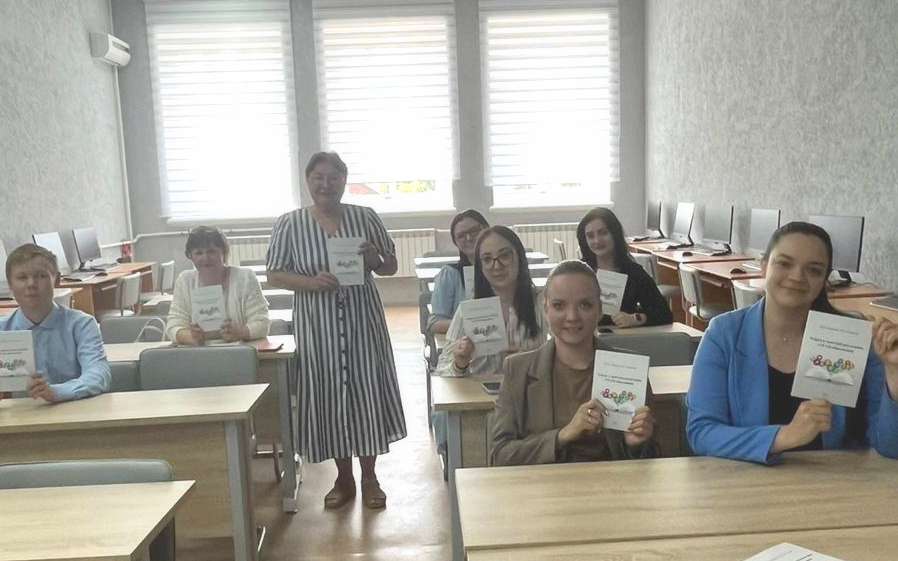 В рамках реализации гранта Владимира Потанина состоялись курсы повышения квалификации 'Проектно-исследовательская деятельность в STEAM' В рамках реализации гранта Владимира Потанина состоялись курсы повышения квалификации 'Проектно-исследовательская деятельность в STEAM'