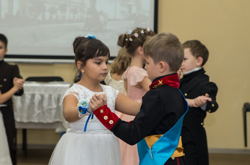 В детском театре КФУ 'Радуга' прошла премьера спектакля 'Россия мне раскрылась в тебе, Казанский университет!' В детском театре КФУ 'Радуга' прошла премьера спектакля 'Россия мне раскрылась в тебе, Казанский университет!'