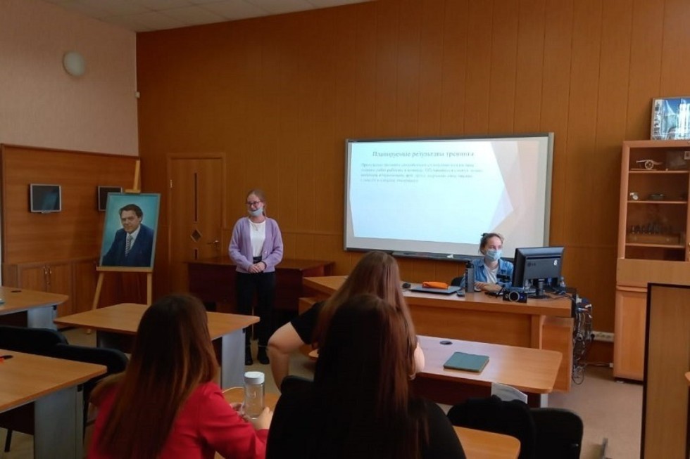 Будущие педагоги-психологи на Педагогической школе 'Старт' Будущие педагоги-психологи на Педагогической школе 'Старт'