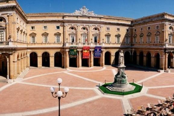 Поздравляем с получением Гранта! Поздравляем с получением Гранта!