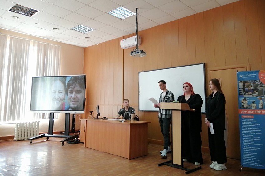 Старшеклассники 'Университетской' школы познакомились с основами криминалистики и права Старшеклассники 'Университетской' школы познакомились с основами криминалистики и права