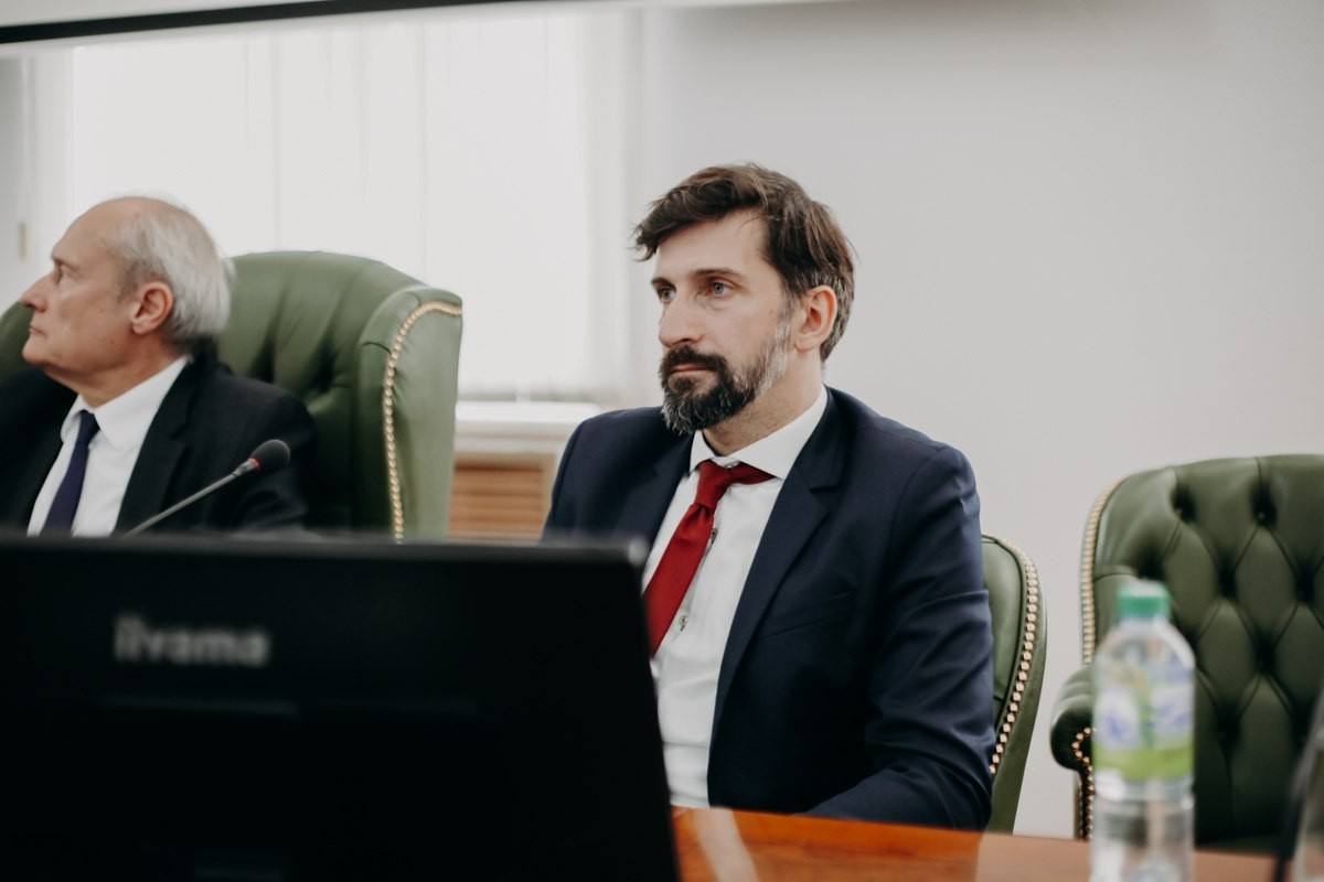 � ������������ �������� � ������� ���������� � ���