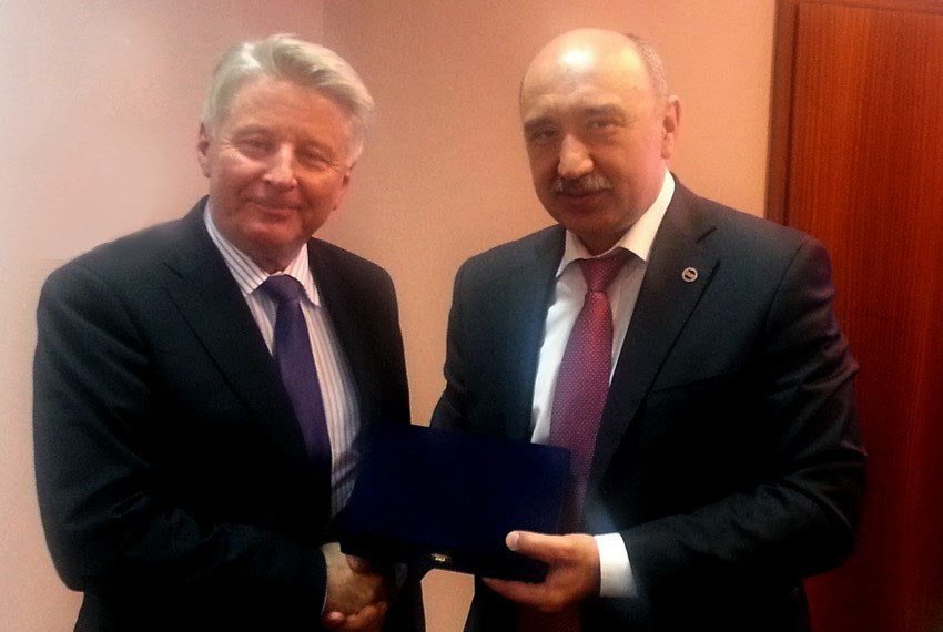 ������ 18.10