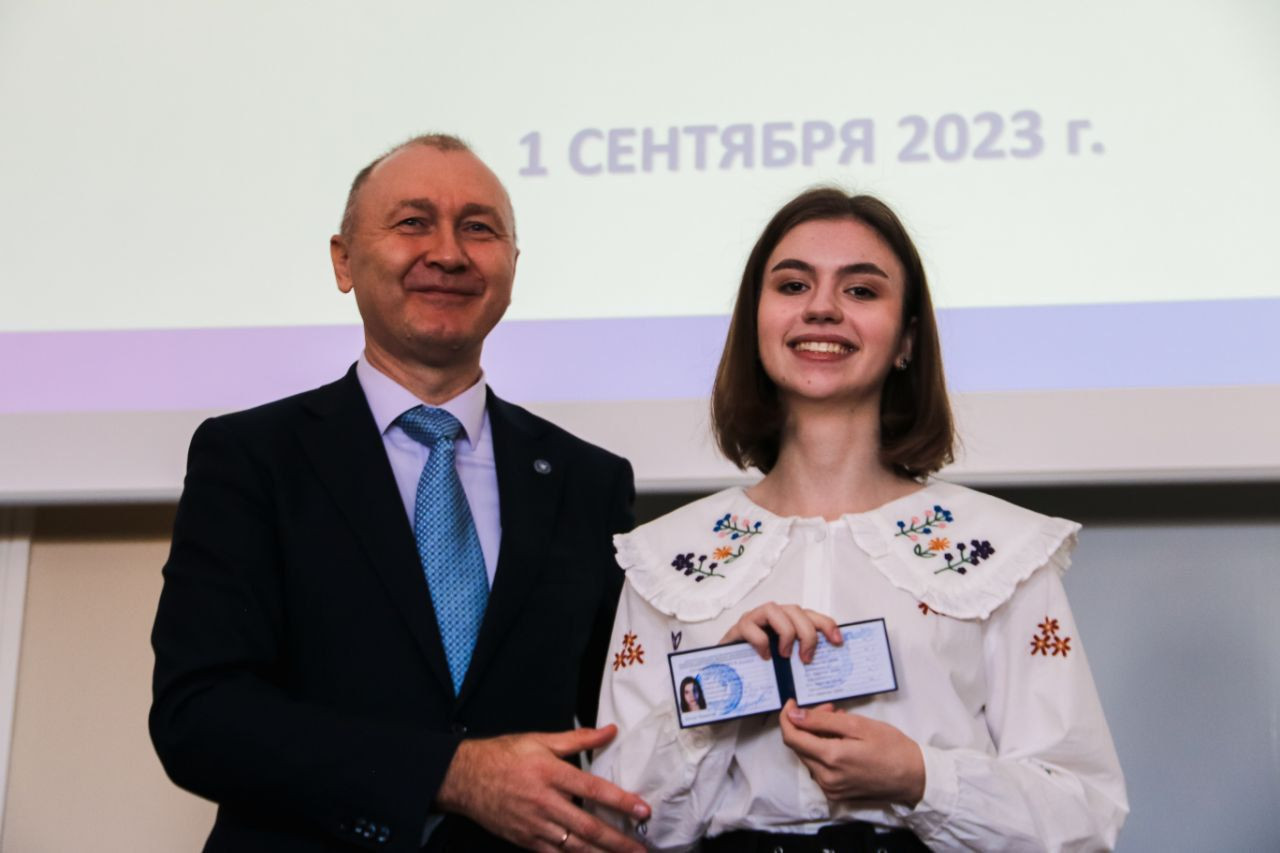 ���� ������ � ��������� ���������� � �����������