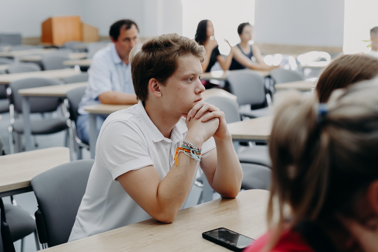 Состоялась встреча абитуриентов сто балльников с руководством Института международных отношений Состоялась встреча абитуриентов сто балльников с руководством Института международных отношений