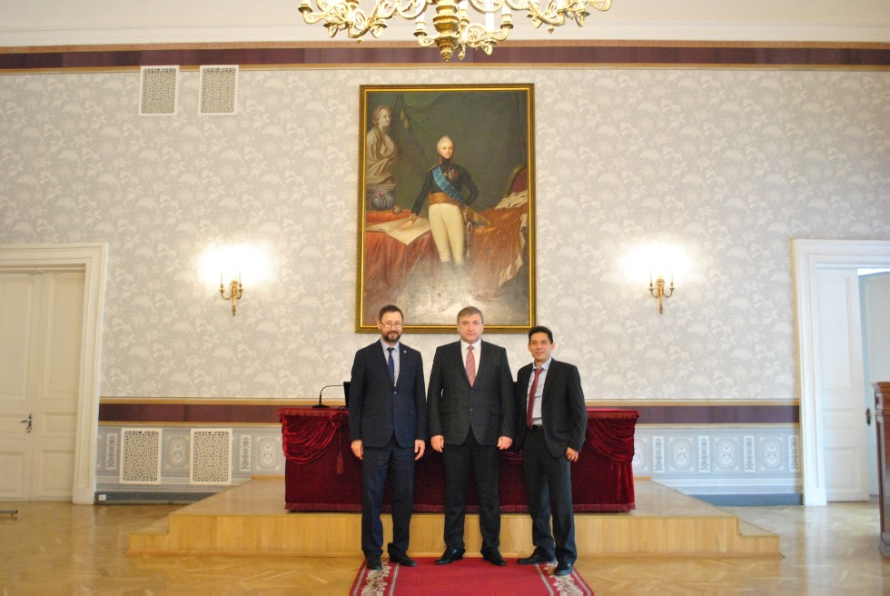 ���-��������� '������-����������' �������� ��������� ����������� �����������