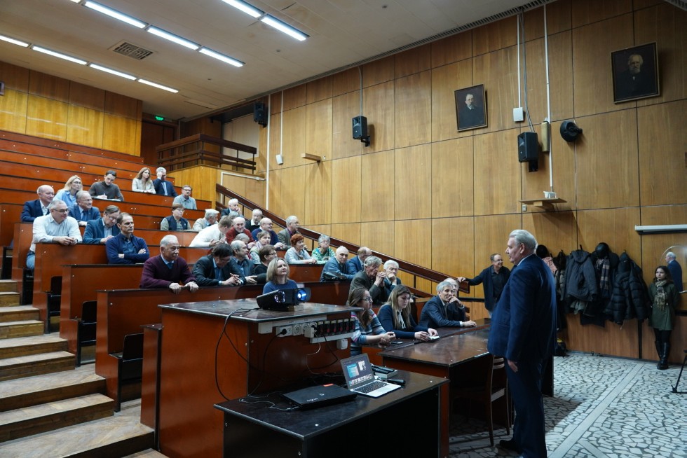 � ��������� ������ ��� ���������� ���������, ����������� 100-����� �� ��� �������� ����� ��������