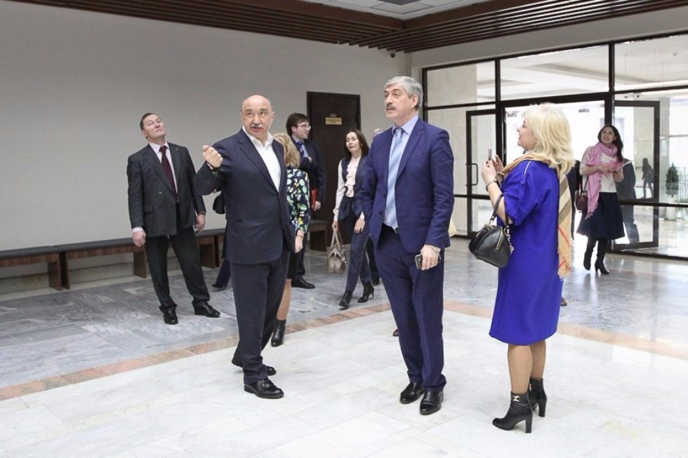 Executives of Leading Regional Media Tour Kazan University Executives of Leading Regional Media Tour Kazan University