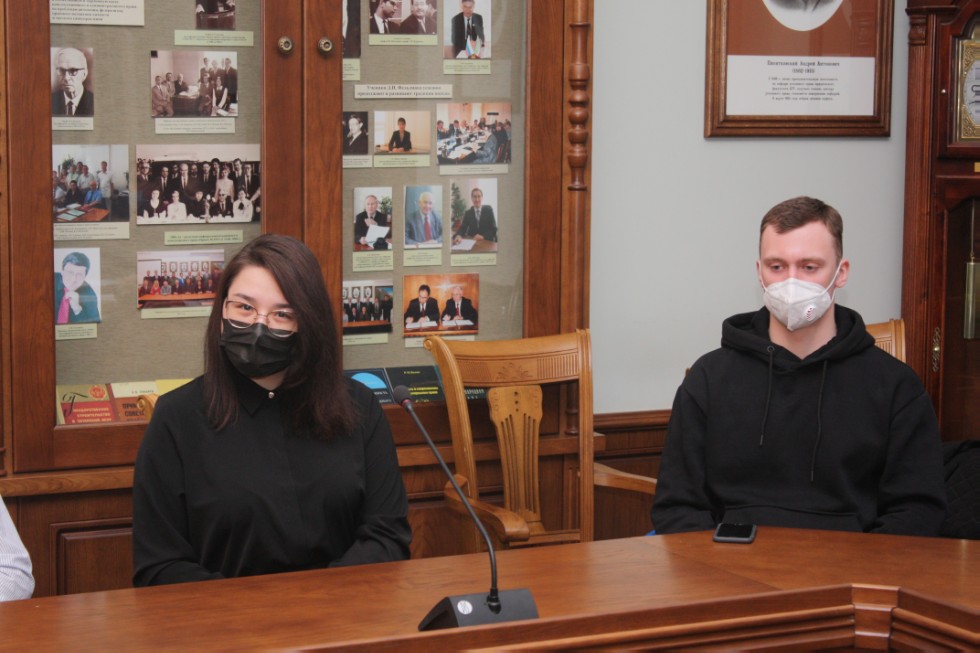 �������� ���������� ���������������� � ��������� ���������� � ������ ���� ��������