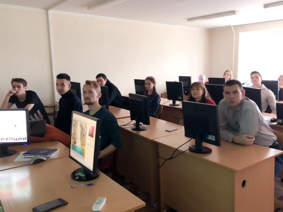 ������-����� '����������� ������������ ��������� Adobe Photoshop'