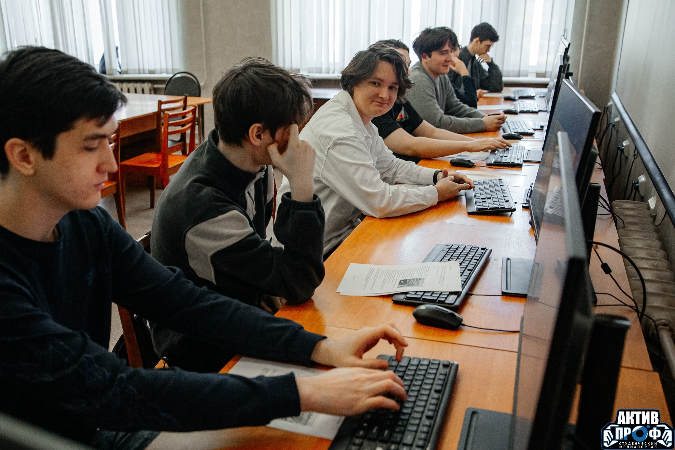 Два десятилетия кода Два десятилетия кода