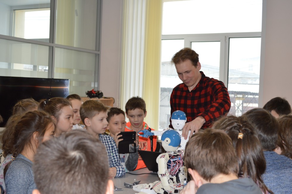 ����������� 4 ������ �������� �19 �������� ���������� �������� � ���������-������������ ������ ���