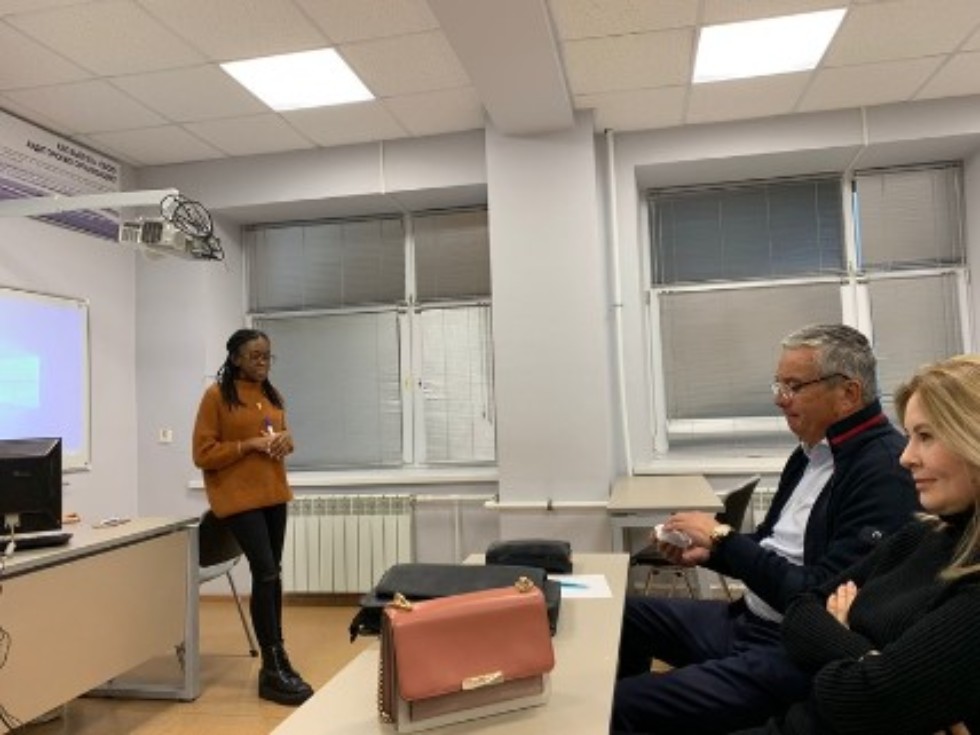 Заседание студенческого научного кружка Заседание студенческого научного кружка