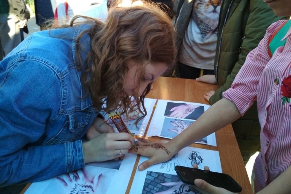 Преподаватели и студенты Елабужского института КФУ приняли участие в проекте 'РRО-Наука в КФУ' Преподаватели и студенты Елабужского института КФУ приняли участие в проекте 'РRО-Наука в КФУ'