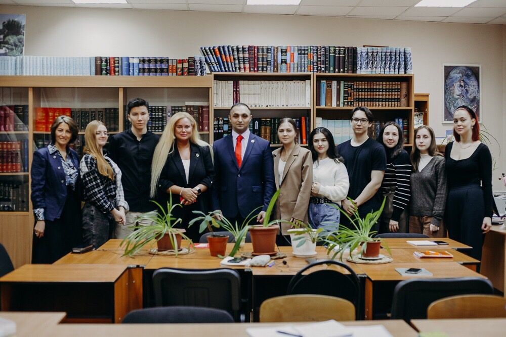 ����� ������������ ��������� ��� 