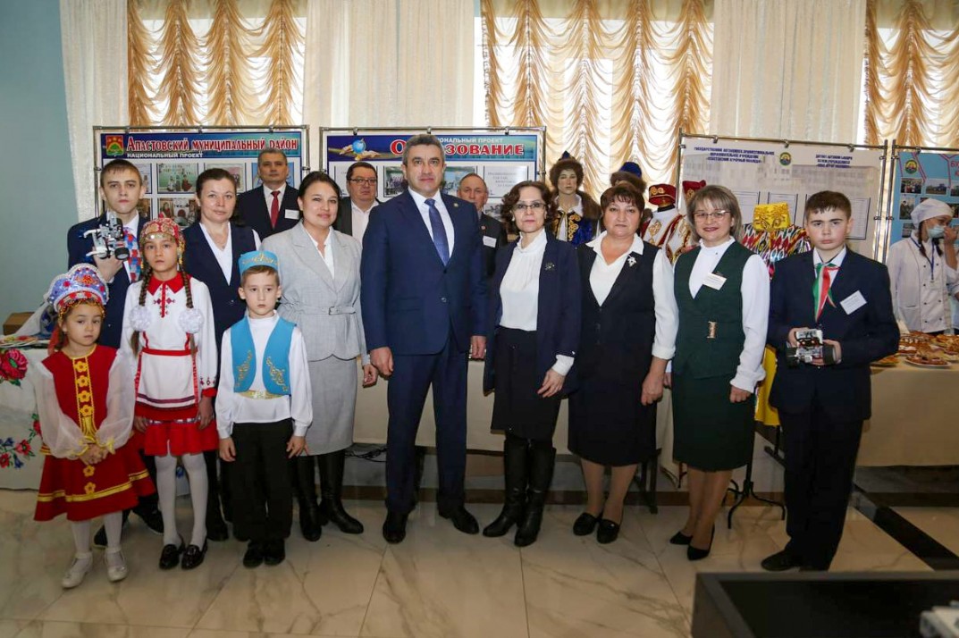 Директор базовой школы ИПО КФУ ? Почетный наставник Директор базовой школы ИПО КФУ ? Почетный наставник