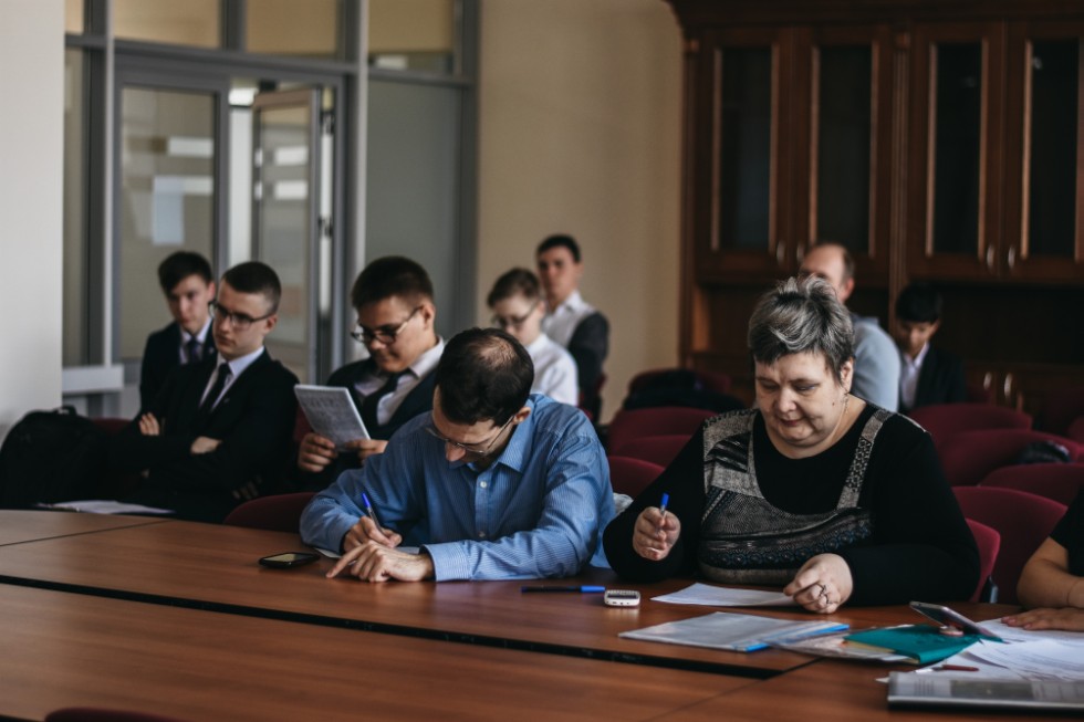 ����� ��������� ���� ������������� 