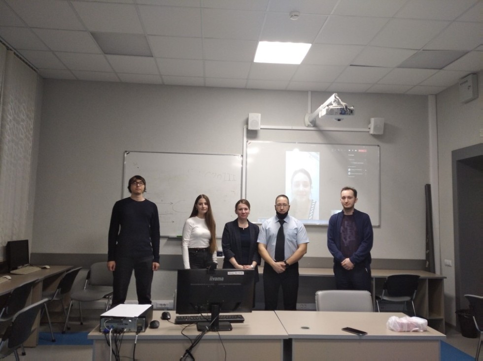 Двадцать пятое заседание дискуссионного клуба Двадцать пятое заседание дискуссионного клуба