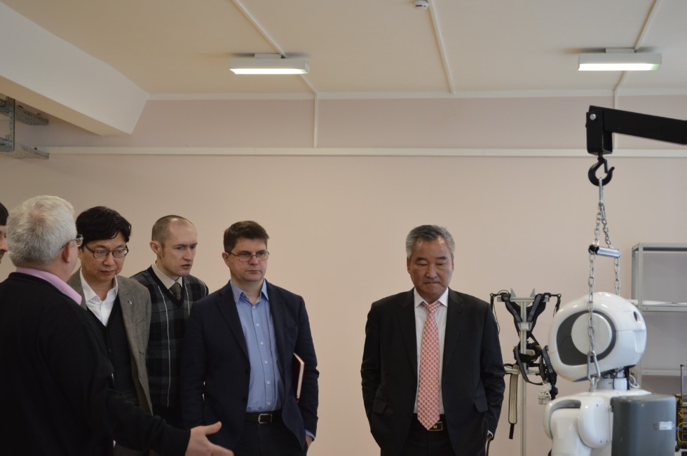 ����� ��������� �������������� LG TCM (Technology Center Moscow) � ���������� ��������