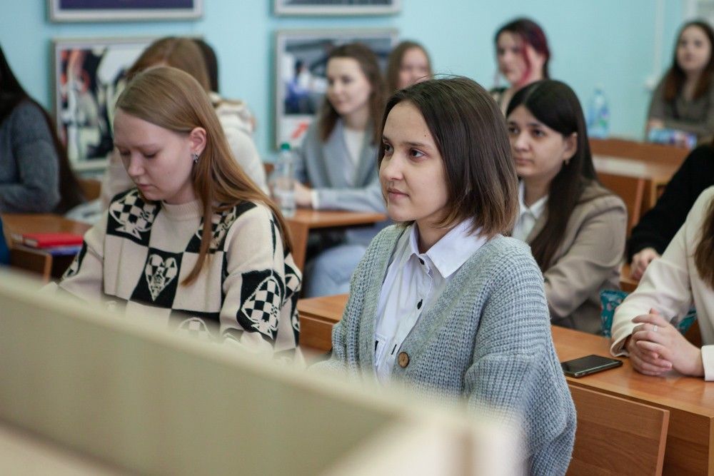 'Мы родились с тобой под одним созвездием' 'Мы родились с тобой под одним созвездием'