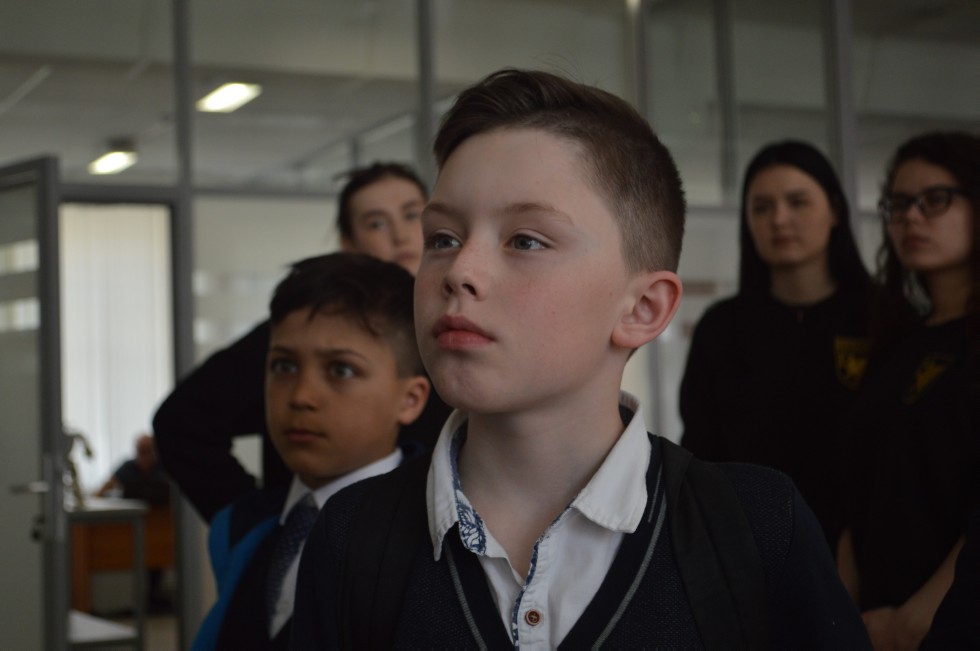 ����� ��������� ���� ������������� 