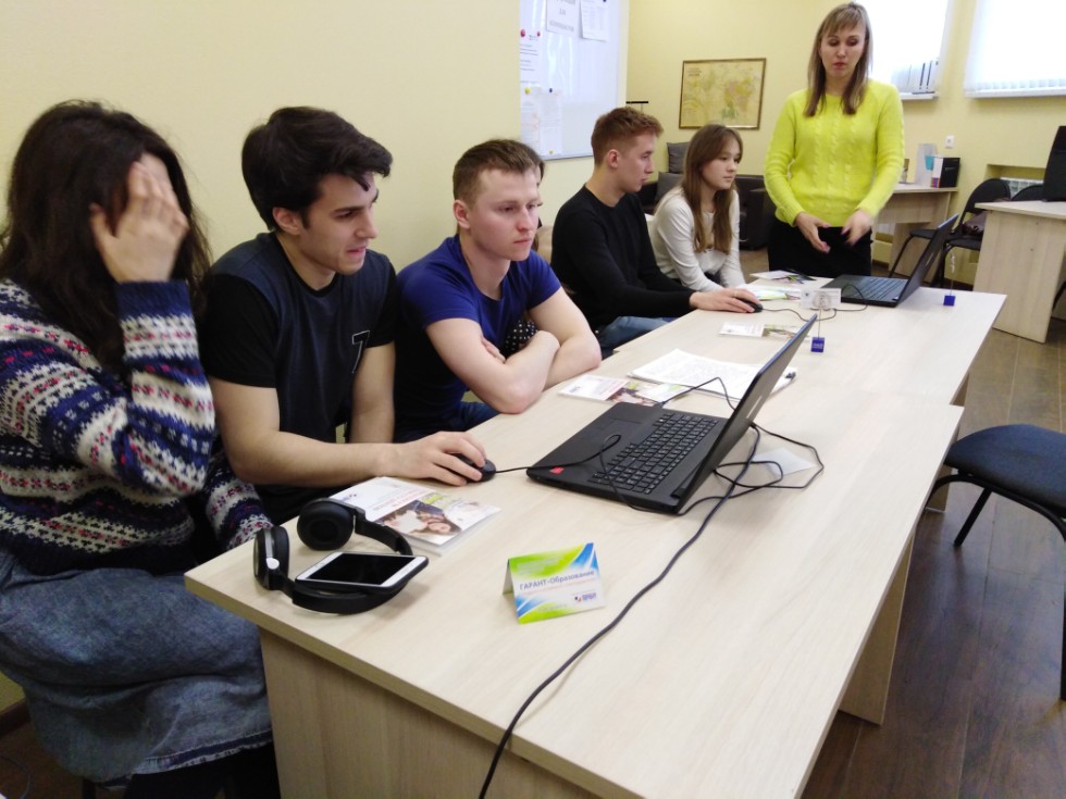 � ����������� ������� ��������� ������-�����  � �������������� ���������-�������� ������� 